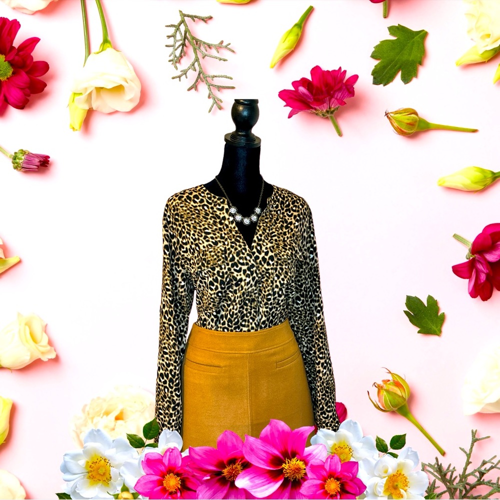 Calvin Klein Animal Print button down long sleeve blouse